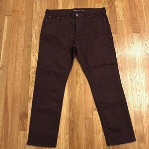 Old Navy men’s slim built in flex chinos size 38/32